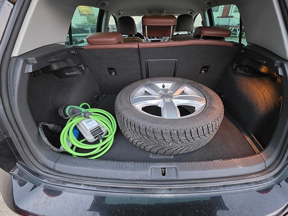 Volkswagen e-Golf VII 22 of 23