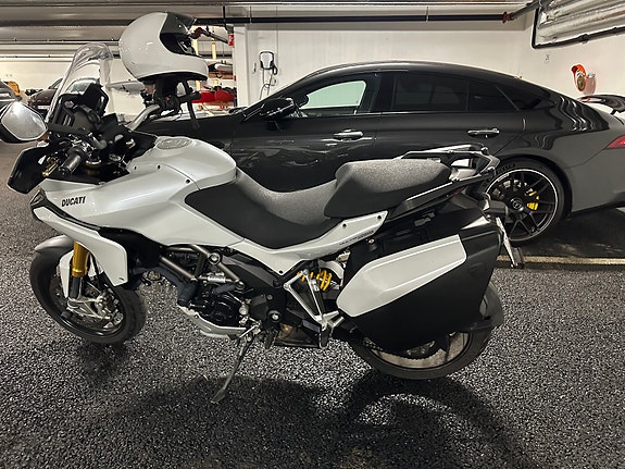 Ducati Multistrada 1200 2 of 5