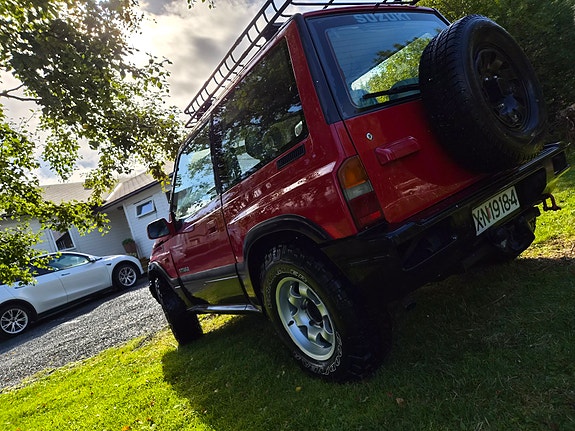 Suzuki Vitara 10 of 30