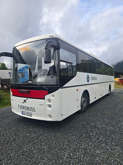 Volvo B12B 4x2 2 of 11