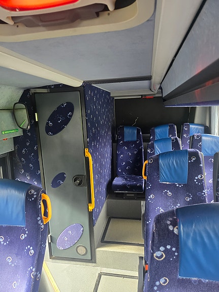 Volvo B12B 4x2 6 of 11
