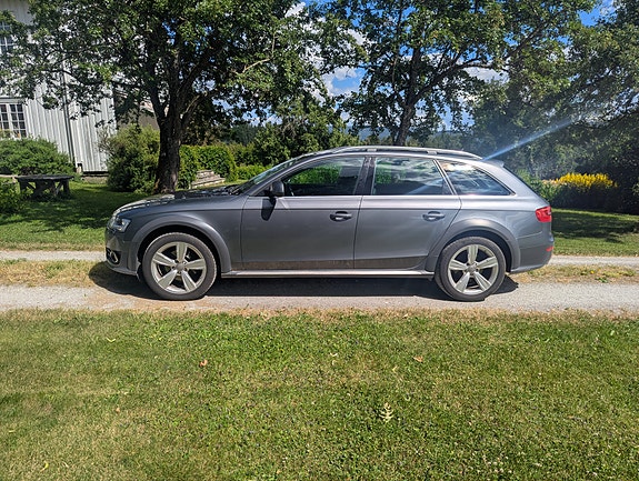 Audi A4 allroad 3 of 13