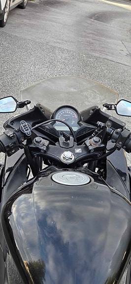Honda CBR 125 R 8 of 8