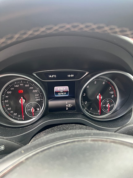 Mercedes-Benz GLA180 7 of 7