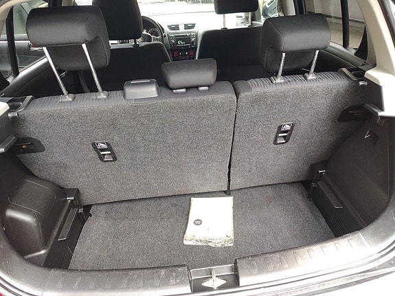 Suzuki Swift 8 of 12