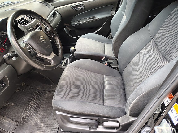 Suzuki Swift 10 of 12