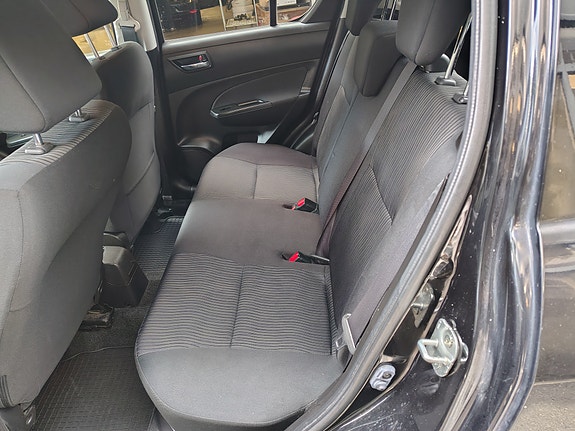 Suzuki Swift 6 of 12