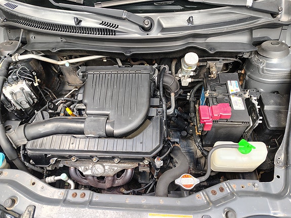 Suzuki Swift 9 of 12
