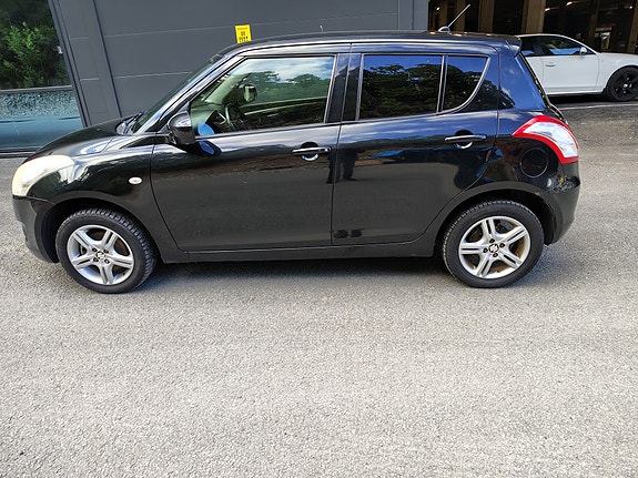 Suzuki Swift 7 of 12