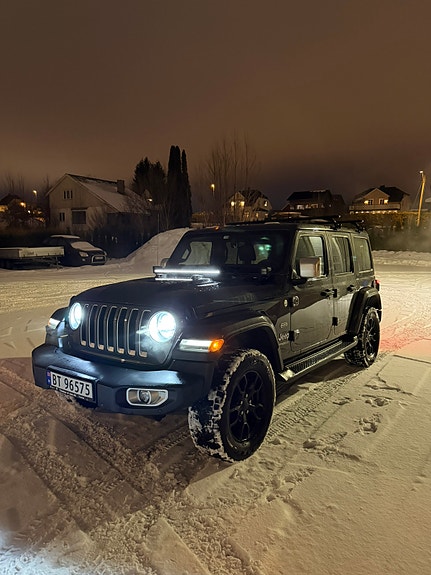 Jeep Wrangler 3 of 3