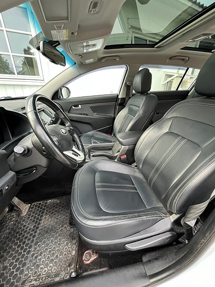 Kia Sportage 8 of 30