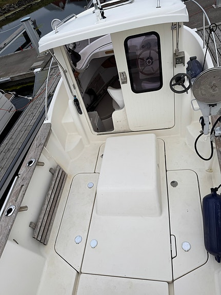 Arvor 215 9 of 24