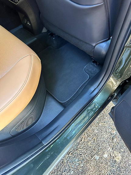 Lexus NX450h+ 26 of 30