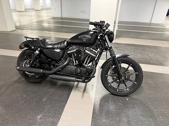 Harley-Davidson XL 883N Iron ombygget (1200) 2 of 17