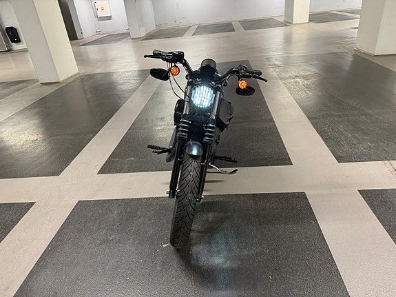 Harley-Davidson XL 883N Iron ombygget (1200) 3 of 17