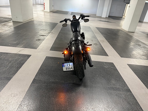 Harley-Davidson XL 883N Iron ombygget (1200) 15 of 17