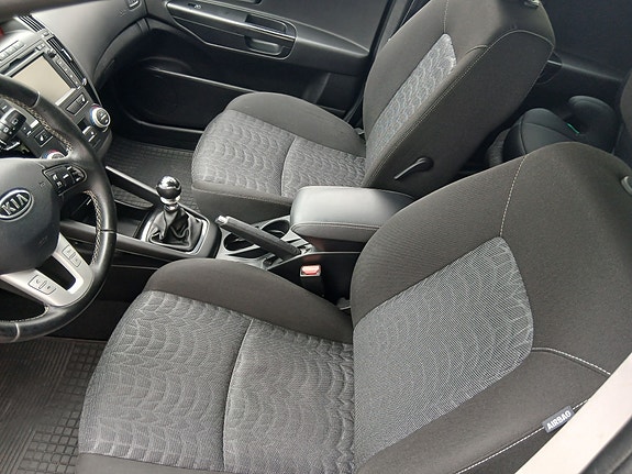 Kia Ceed 11 of 18