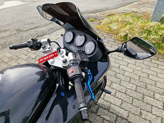 Suzuki GSX 600 F 7 of 9
