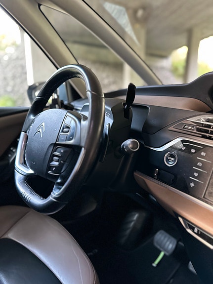 Citroen C4 Picasso 7 of 30