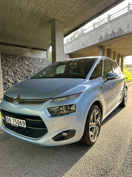 Citroen C4 Picasso 29 of 30