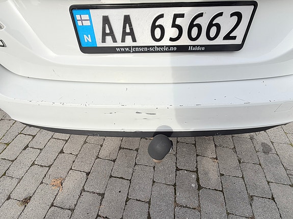 Volvo V70 12 of 30