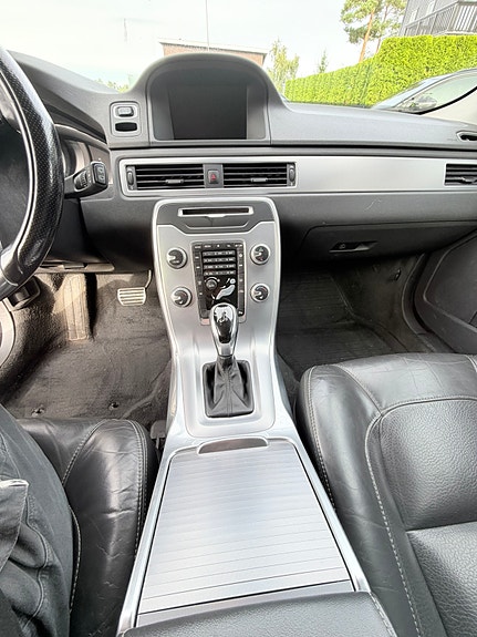 Volvo V70 20 of 30