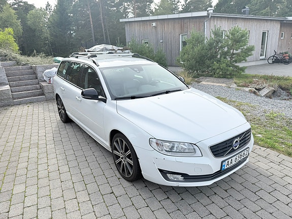 Volvo V70 7 of 30