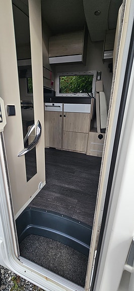 Challenger 357 Special Edition 24 of 30