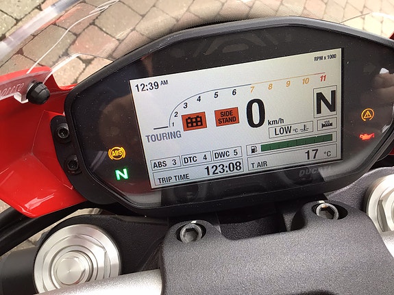 Ducati Monster 1200 7 of 13
