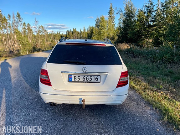 Mercedes-Benz C-Klasse 5 of 12