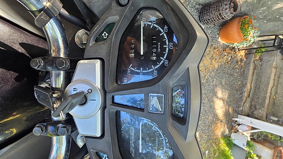 Honda CB 125F BLUE PB327M 11 of 13