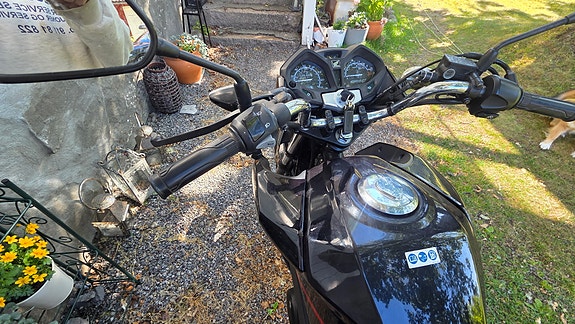 Honda CB 125F BLUE PB327M 12 of 13