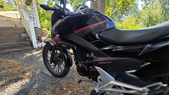 Honda CB 125F BLUE PB327M 7 of 13