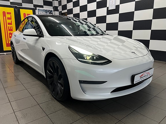 Tesla Model 3 5 of 30