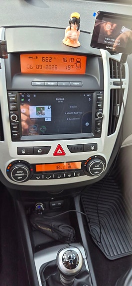 Kia Ceed 10 of 18