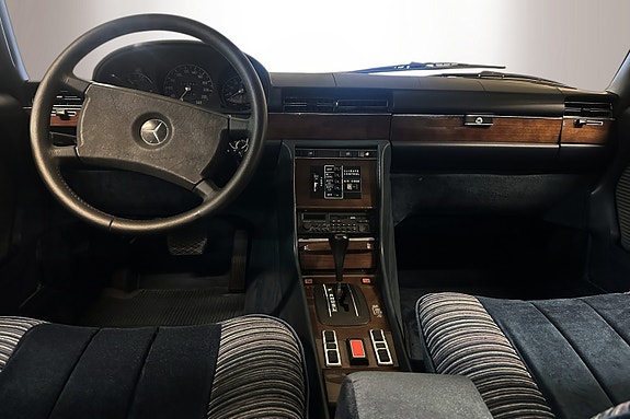 Mercedes-Benz 450 SEL 9 of 29