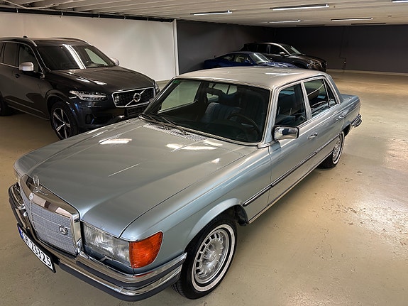 Mercedes-Benz 450 SEL 15 of 29