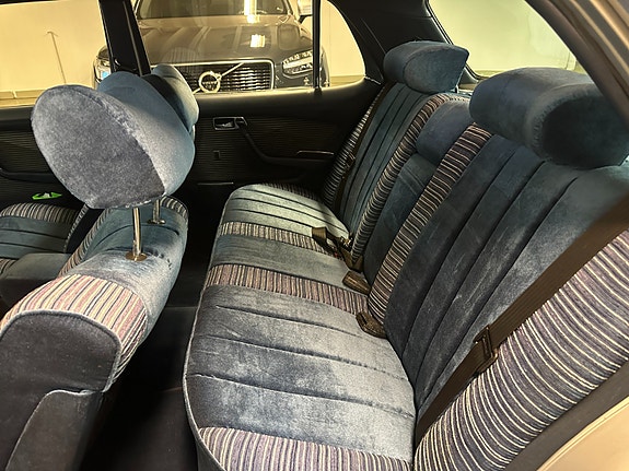 Mercedes-Benz 450 SEL 22 of 29