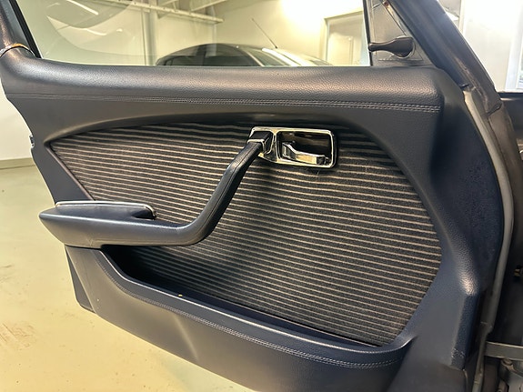 Mercedes-Benz 450 SEL 24 of 29