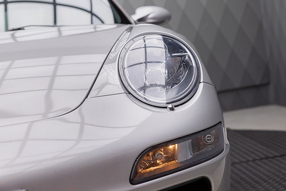 Porsche 911 6 of 30