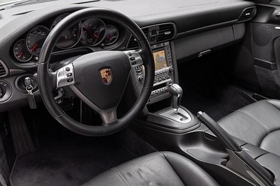 Porsche 911 23 of 30