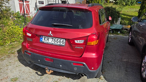 Mitsubishi ASX 2 of 10