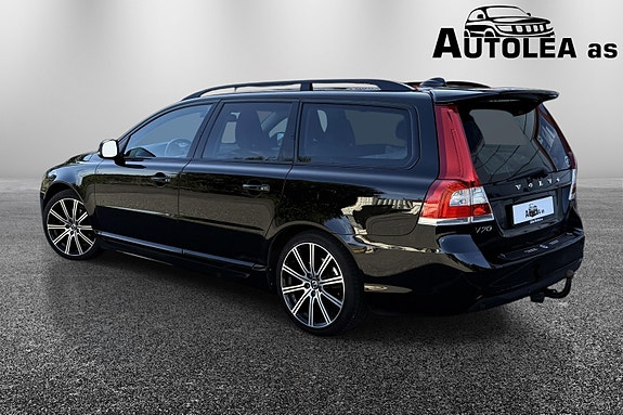Volvo V70 4 of 28
