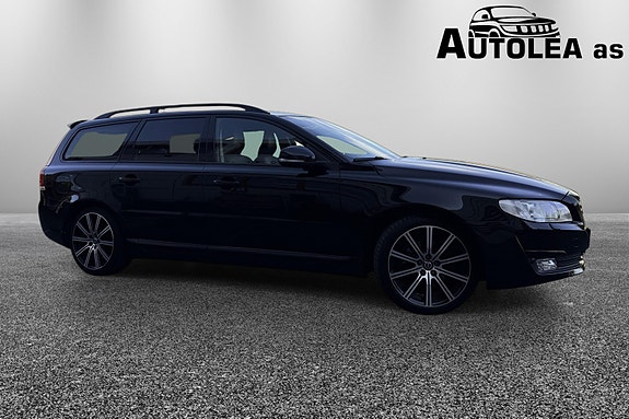 Volvo V70 2 of 28