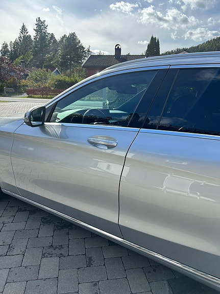 Mercedes-Benz C350 e 9 of 30