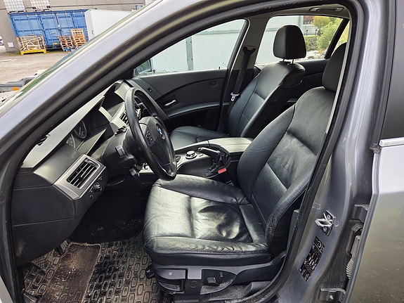 BMW 525d 9 of 15