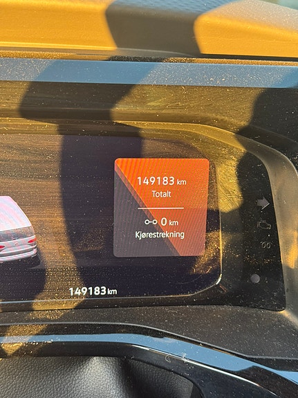 Volkswagen Multivan 16 of 22