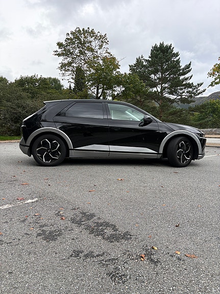 Hyundai Ioniq 5 8 of 30