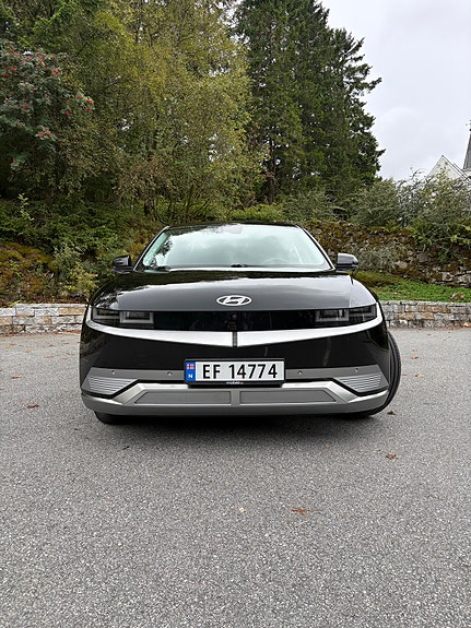 Hyundai Ioniq 5 2 of 30