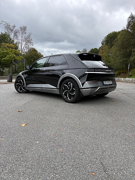 Hyundai Ioniq 5 5 of 30